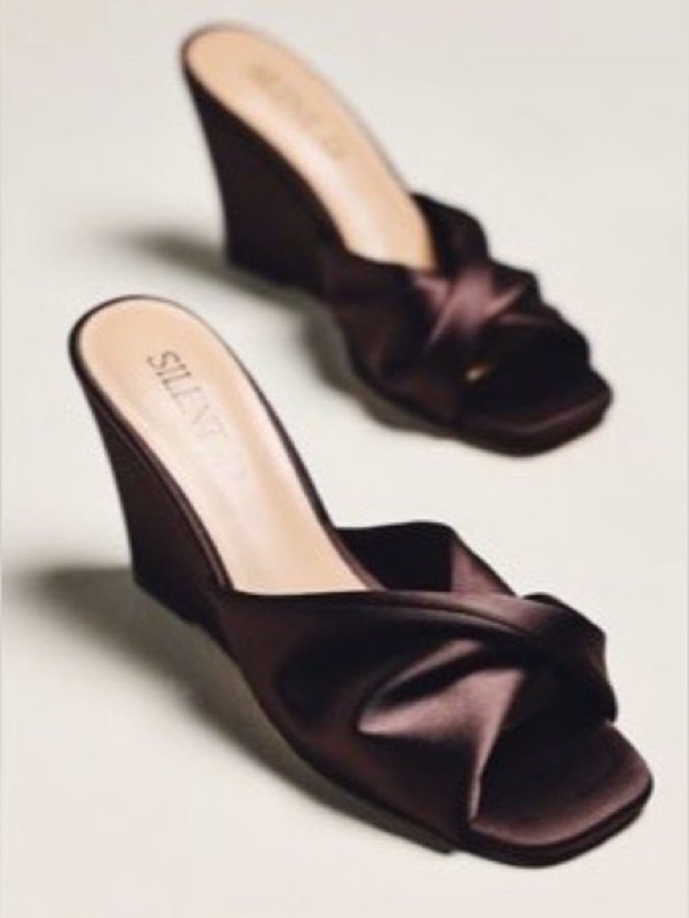 SILENT D Katia Wedges